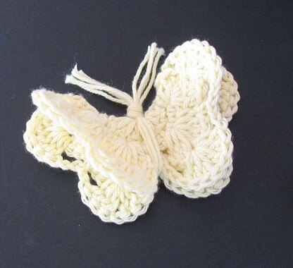 Lively Creamy Butterfly Brooch