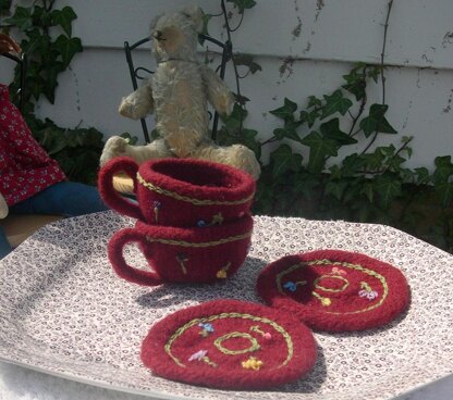 Knitted/Felted Teacup and Saucer