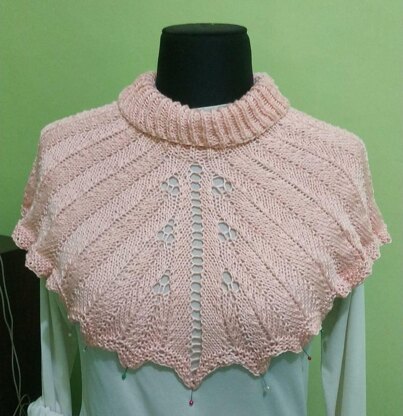 Queenara Cowl