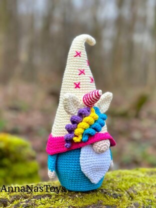 Gnome unicorn