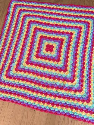 Textured Clam Shells Blanket