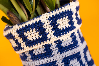 Brandt Plant Pot Cover - Free Crochet Pattern For Home in Paintbox Yarns Recycled Cotton Worsted by Paintbox Yarns