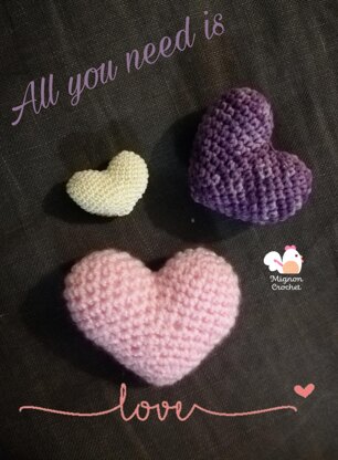 Heart amigurumi