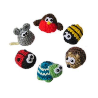 Teeny animal knits Knitting pattern by Amanda Berry | Knitting