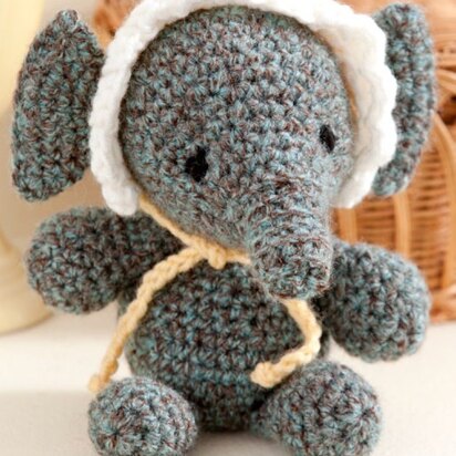 Baby's Elephant in Red Heart Super Tweed - LW2753