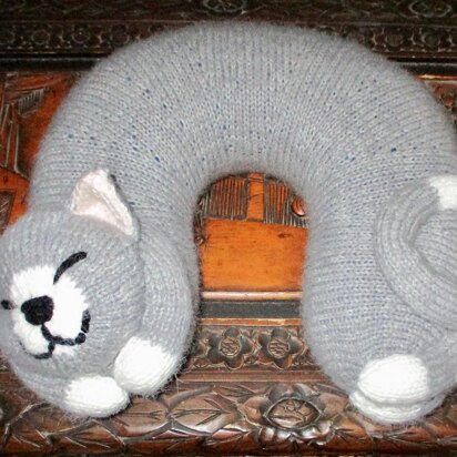 Snoozing Cat Travel Pillow
