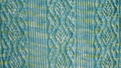 Bellinna Cable Lace Shawl