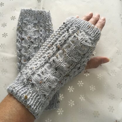 Cable Wrist warmers