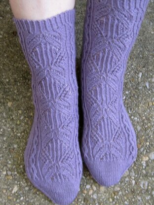 Wells Cable Lace Socks