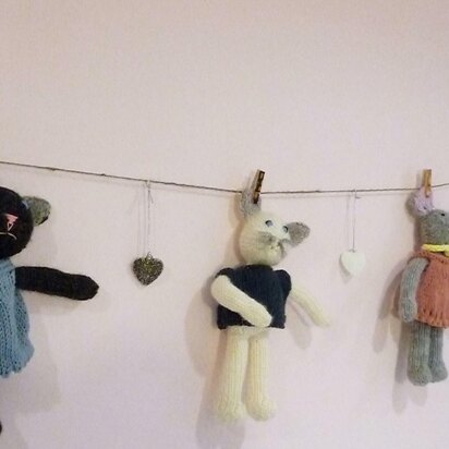 Dolls garland