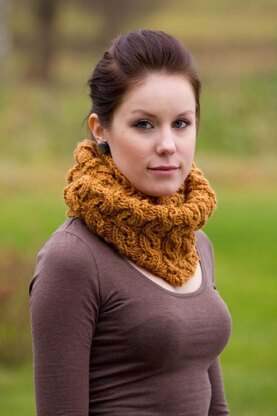 Winter wheat cowl