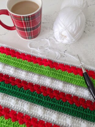 Holly Jolly Blanket Pattern