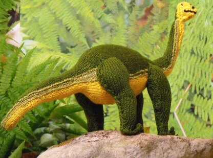 Brian the Brontosaurus toy knitting pattern