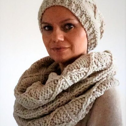 Cool Chunky Scarf and Hat