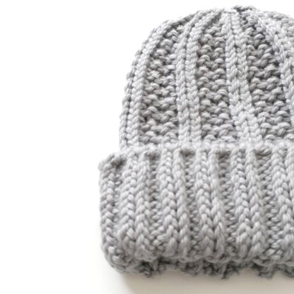 Easy Chunky Beanie Hat Knitting Pattern, Beginner Project