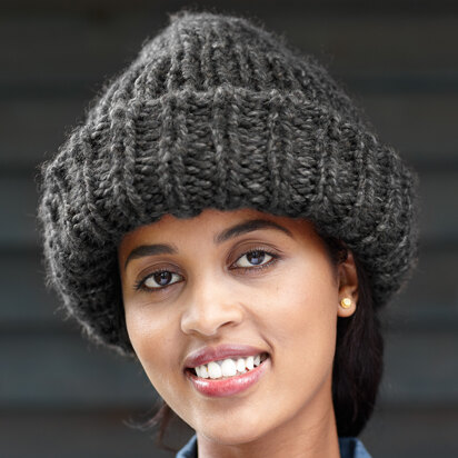 Make-a-Statement Hat in Lion Brand Wool-Ease Thick & Quick - 60113E