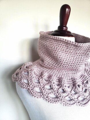 Victorian Cowl