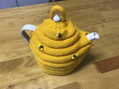 beehive tea cosy