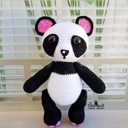 Amigurumi cute bear panda