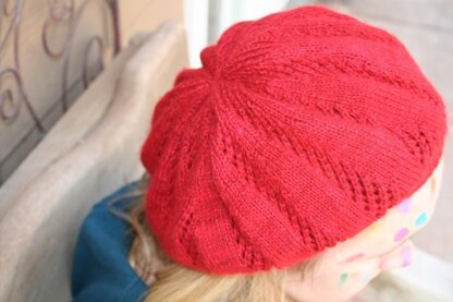 Raspberry Trellis Beret