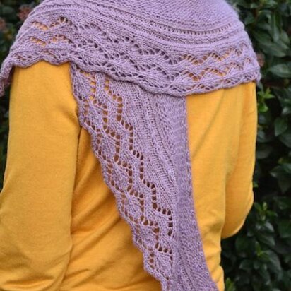 Ile Violette shawlette - knitting pattern