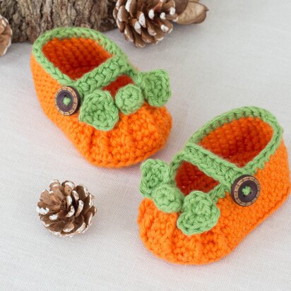 Pumpkin Spice Baby Booties