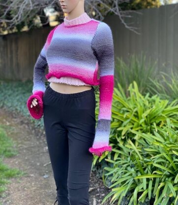 Bell Fitted Cropped sweater