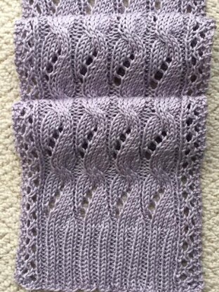 The Phoebe Lacy Cabled Scarf