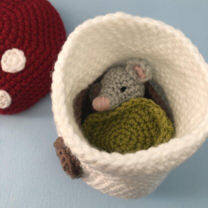 Mouse with a Mushroom House Crochet Pattern