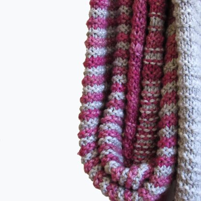 Raspberry Meringue Scarf