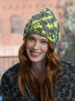 Neon Cabled Hat in Lion Brand Wool-Ease Thick & Quick - L32377