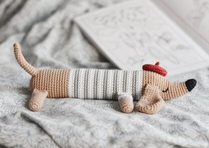 Hotdog the Dachshund Crochet Pattern Amigurumi