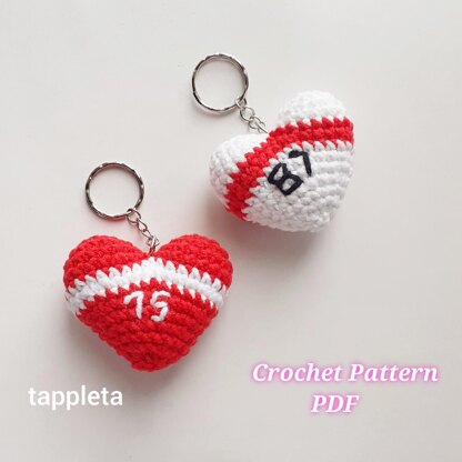 Football Valentines heart keychains crochet pattern