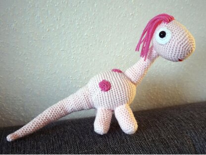 Crochet Pattern Dino Rosa!