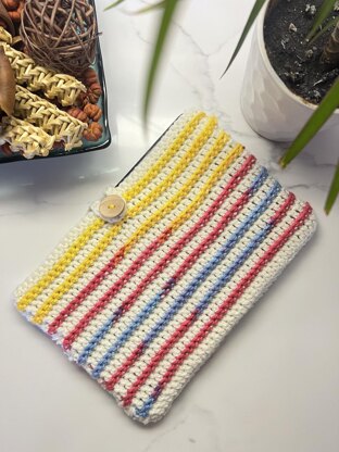 Candy Pop Crochet Ipad Sleeve