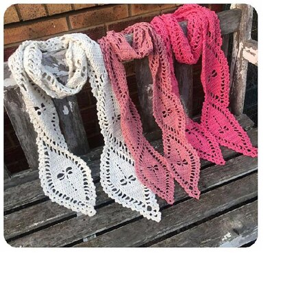 When A Dragonfly Whispers Scarf