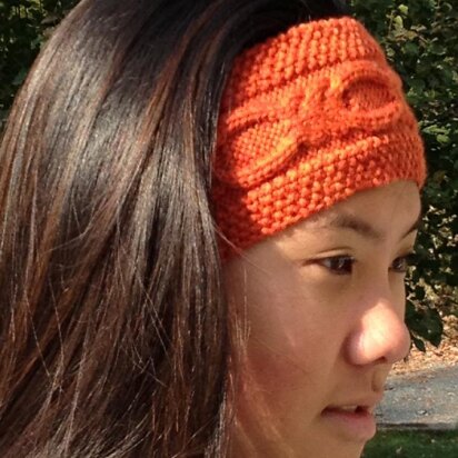 Knotty Cabled Earwarmer