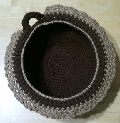 Yarn Bowl in Shallow Single Crochet