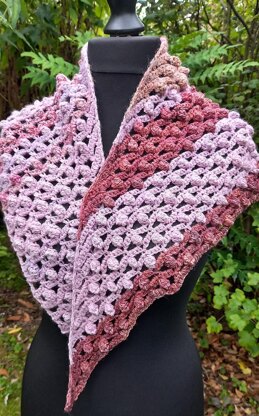 Pebble and Loop Scarf