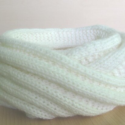 CHUNKY SNOOD (Ladder Effect)