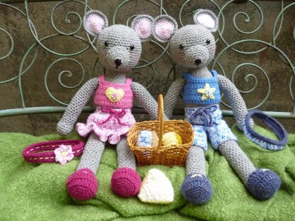 Maisie and Maurice Mouse Amigurumi Crochet Pattern