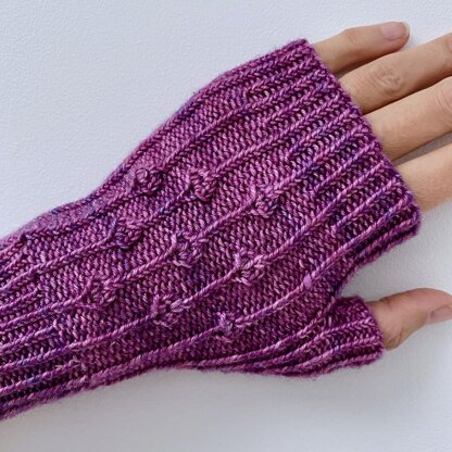 Cyclamen Mitts