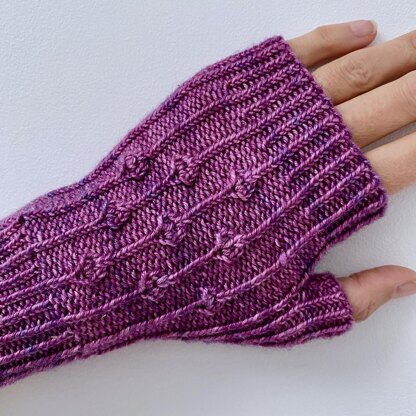 Cyclamen Mitts