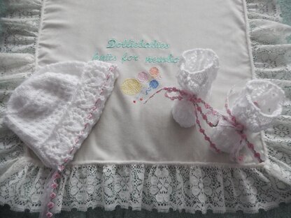 50. Lacy Baby Dress Set for 3lb-3months