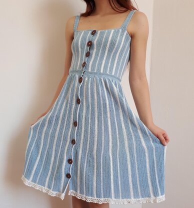 Alice in the Wonderland dress