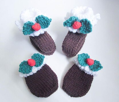 Christmas Pudding Booties and Mittens