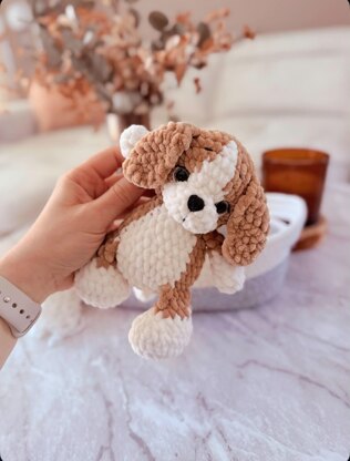 Plush Beagle toy
