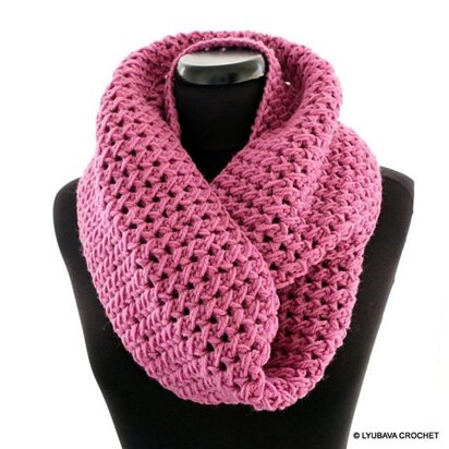 Crochet Cross Stitch Infinity Scarf "Pretty in Pink"