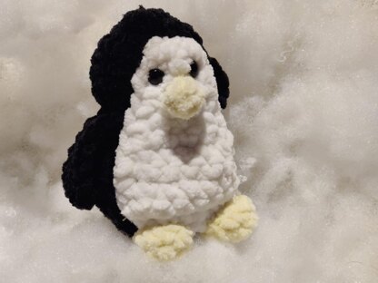 Crochet penguin with hat and scarf