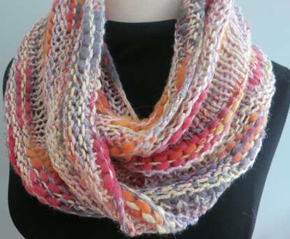 Bamboo Thick and Thin Cowl